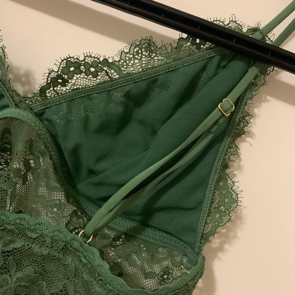 Green lace bralette - Picture 3 of 4